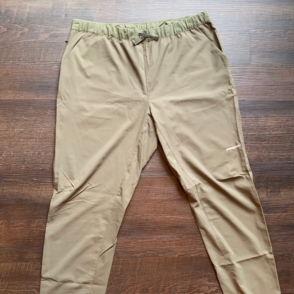 Patagonia XL Terrebonne joggers